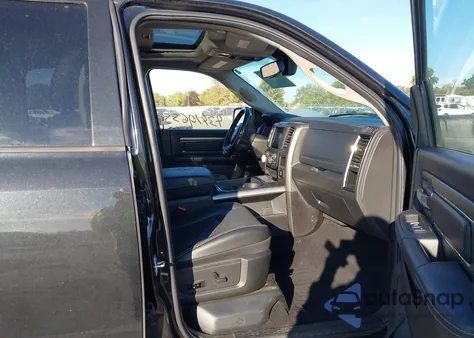 2018 Ram 1500 Night 4X4 6'4 Box из США, поврежденный, VIN 1C6RR7UT2JS196692